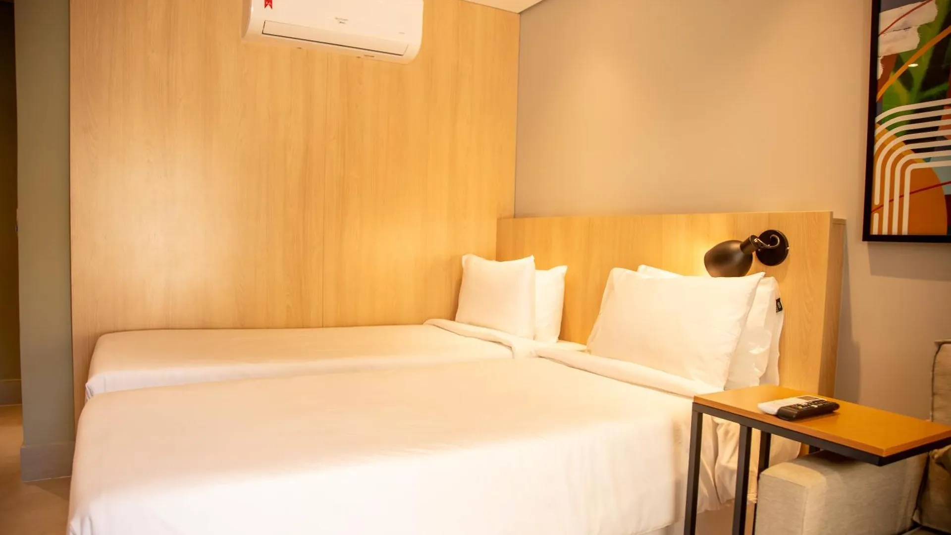 Cozzy Suites Paraiso Hotel 圣保罗 4*,